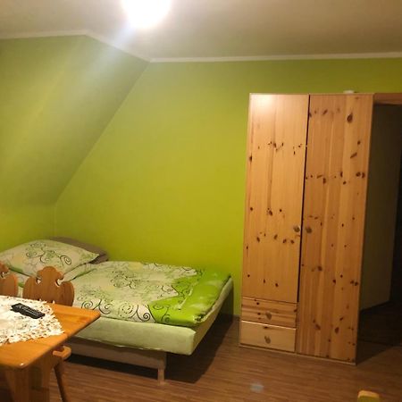 Pokoje Goscinne Pod Gubalowka Nowe Bystre Extérieur photo
